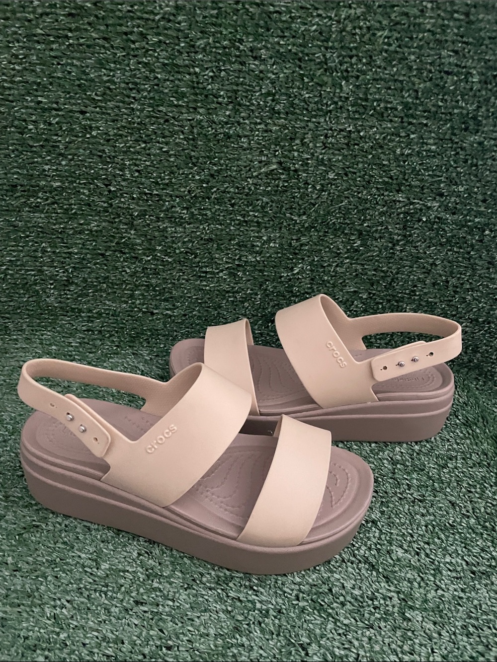 CROCS Women's Beige Platform Sandals - Picture 7 of 10